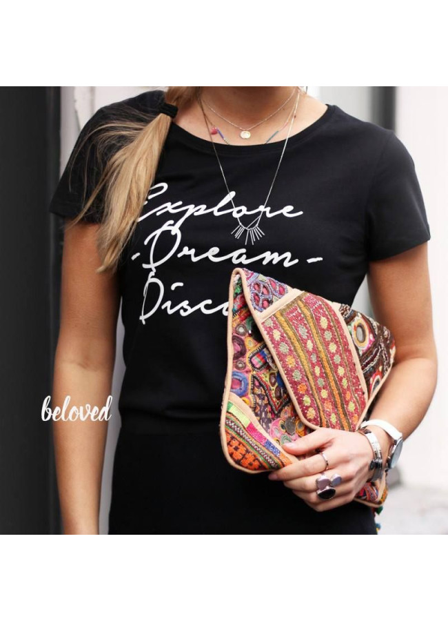 EXPLORE - DREAM - DISCOVER 