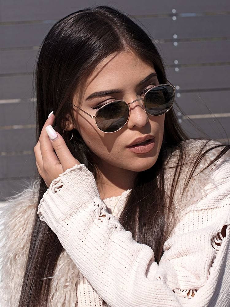 NASIA SUNNIES