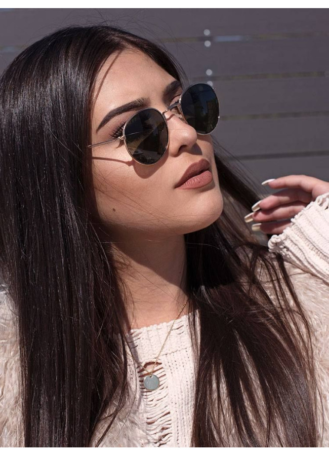 NASIA SUNNIES