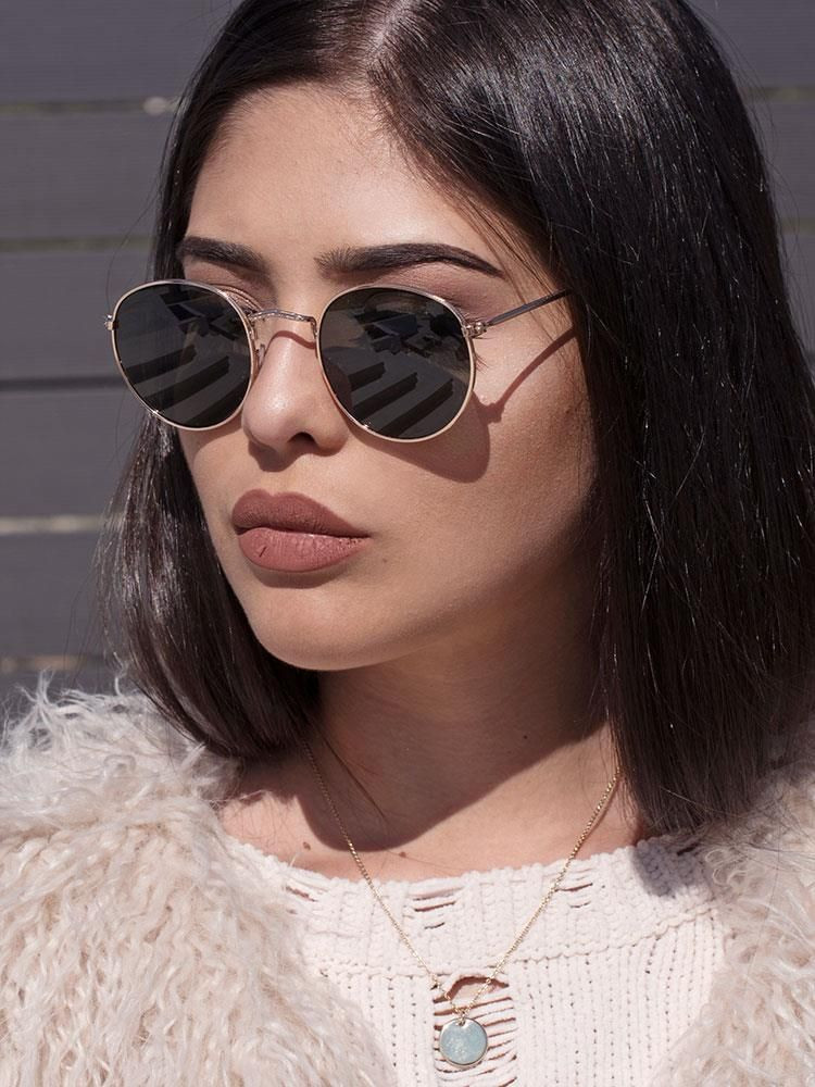 NASIA SUNNIES