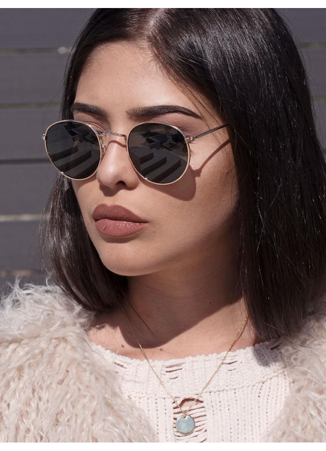 NASIA SUNNIES