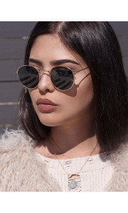 NASIA SUNNIES