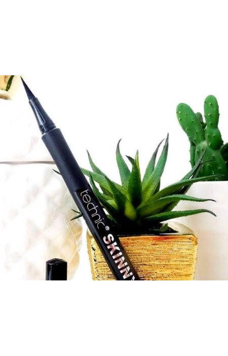 TECHNIC SKINNY LINER