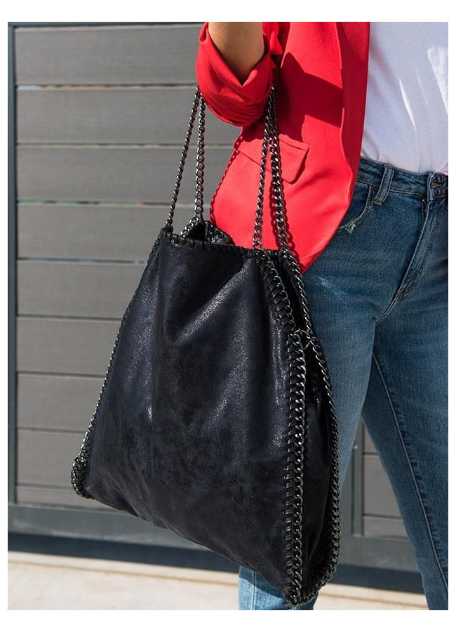 BLACK CHAIN BAG