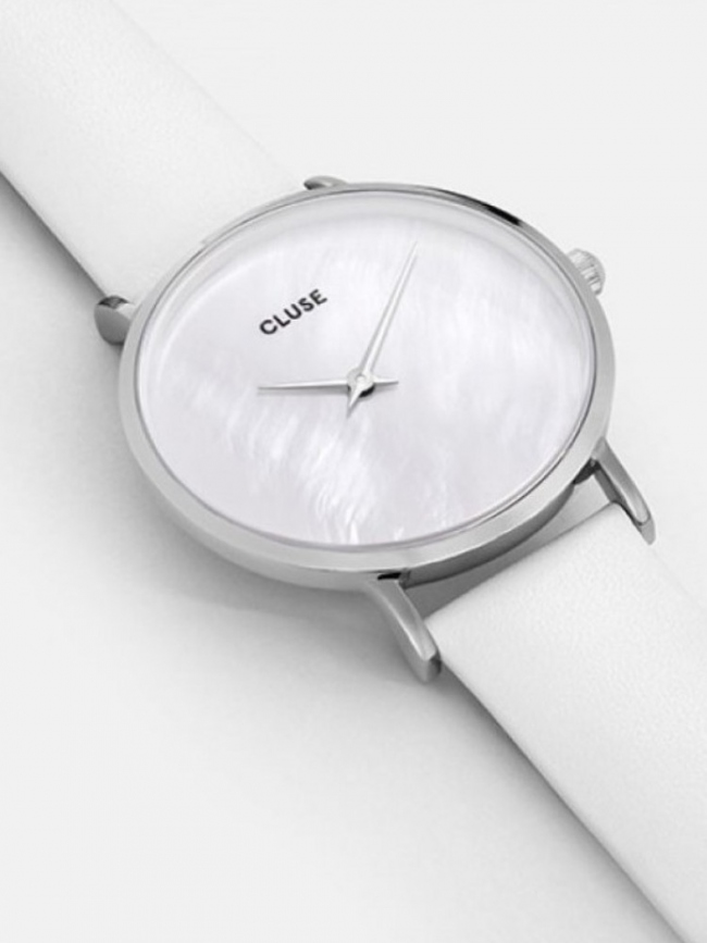 CLUSE MINUIT LA PERLE...