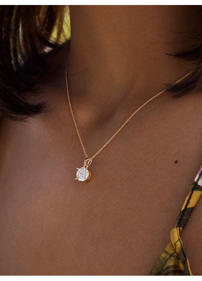 MINIMAL DIAMOND GOLD NECKLACE