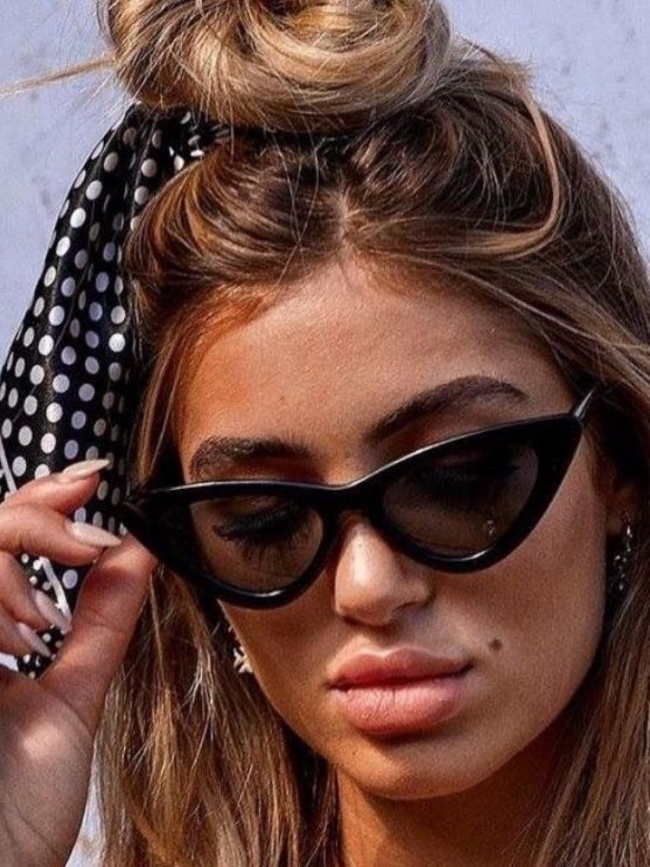 ZOE BLACK SUNNIES