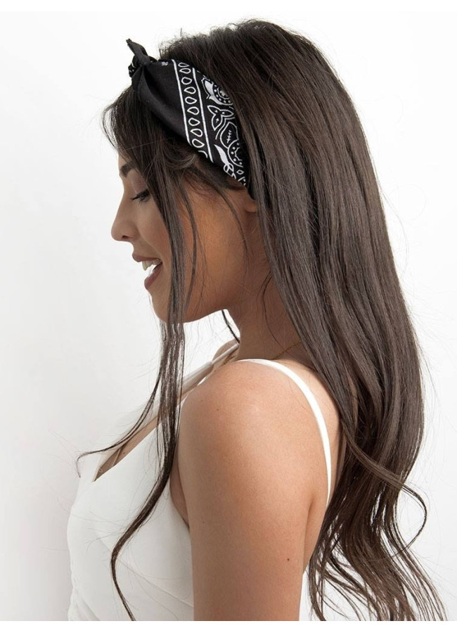 BLACK BANDANA