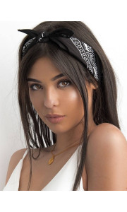 BLACK BANDANA