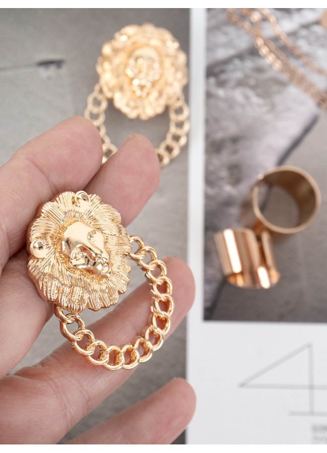 LION CIRCLE EARRINGS
