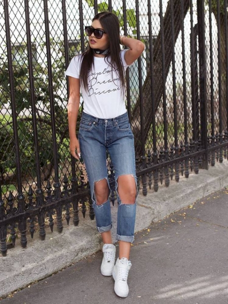 EXPLORE - DREAM - DISCOVER TSHIRT