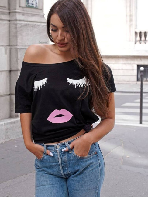 EYELASHES BLACK T-SHIRT