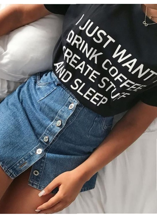 JUST WANT TO BLACK T- SHIRT