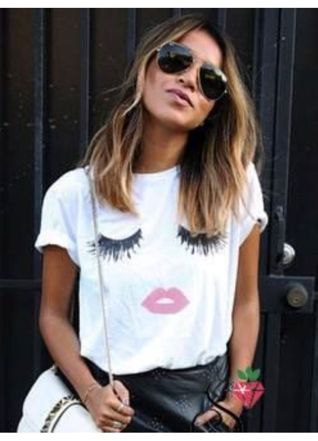 EYELASHES WHITE T-SHIRT