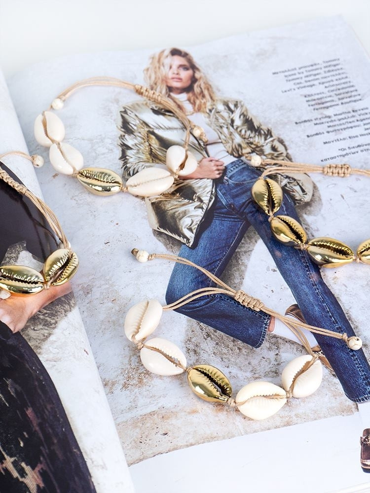 ROYAL SEASHELL BRACELET (2 COLORS)