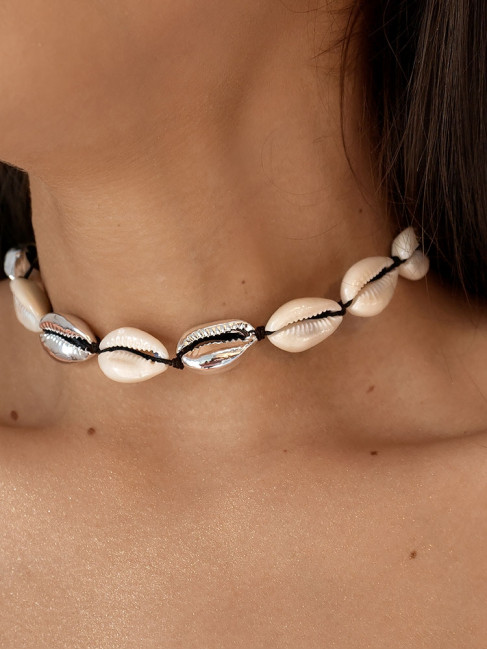WHITE & SILVER SEA SHELL CHOKER