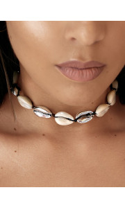 WHITE & SILVER SEA SHELL CHOKER