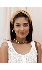 WHITE & SILVER SEA SHELL CHOKER