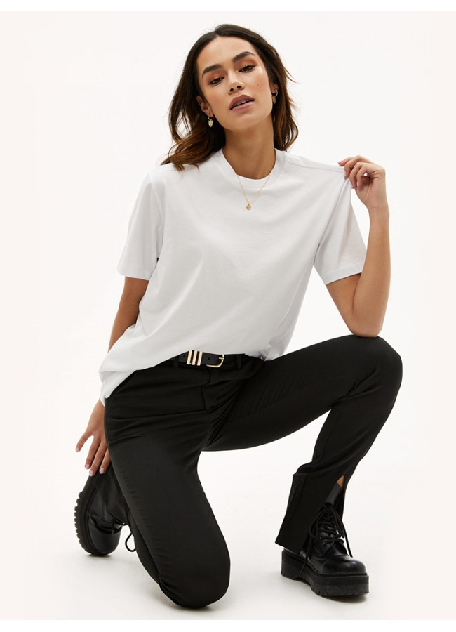 WHITE BOYFRIEND TEE