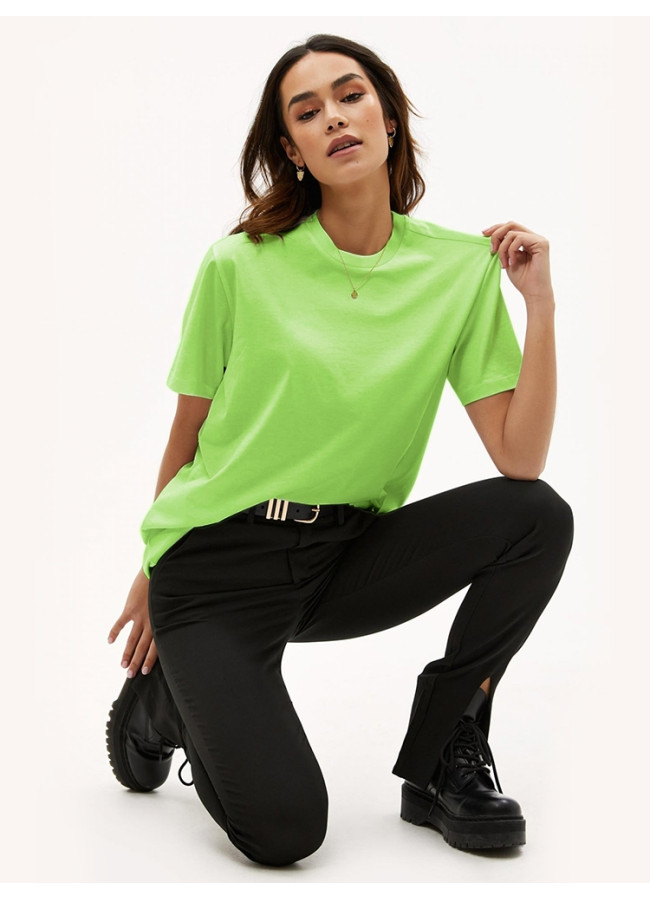 LIME BOYFRIEND TEE