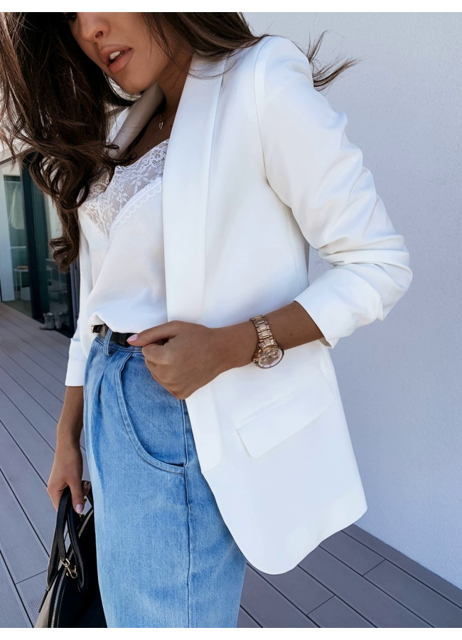 KRISTIA WHITE BLAZER