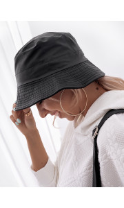BLACK BUCKET HAT