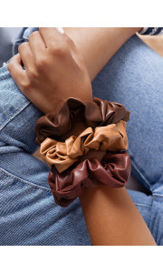 LEATHER  SCRUNCHIES CHBB