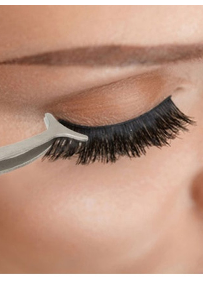TWEEZERS FOR EYELASHES