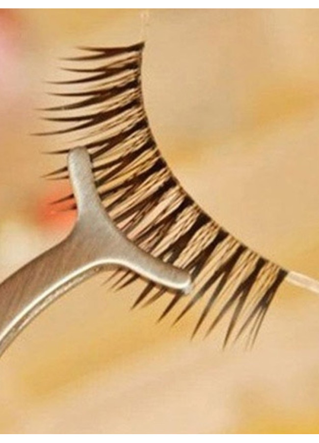 TWEEZERS FOR EYELASHES