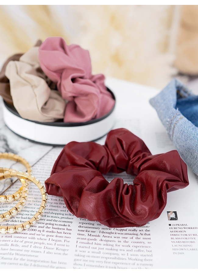 LEATHER SCRUNCHIES PBRE
