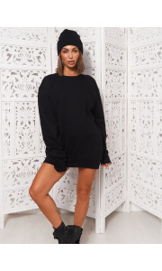 MY BLACK SWEATSHIRT