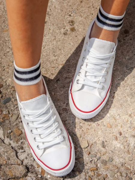 ΛΕΥΚΑ ΠΑΝΙΝΑ ΠΑΠΟΥΤΣΙΑ - SUPER WHITE