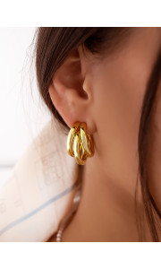 TRIPLE GOLD HOOP EARRINGS
