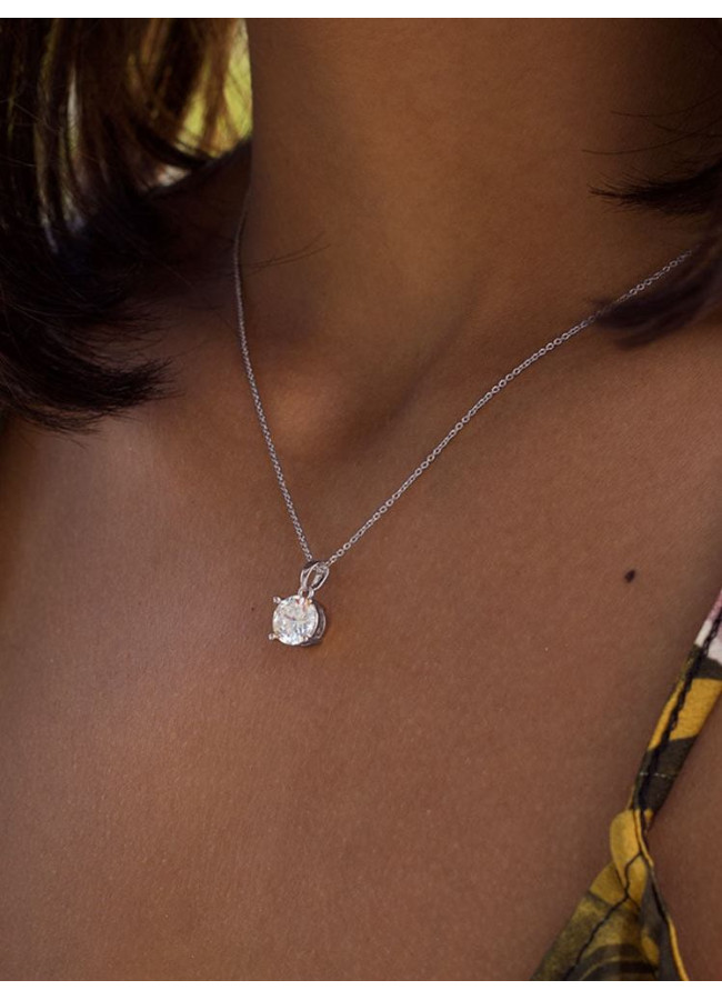 MINIMAL DIAMOND SILVER NECKLACE