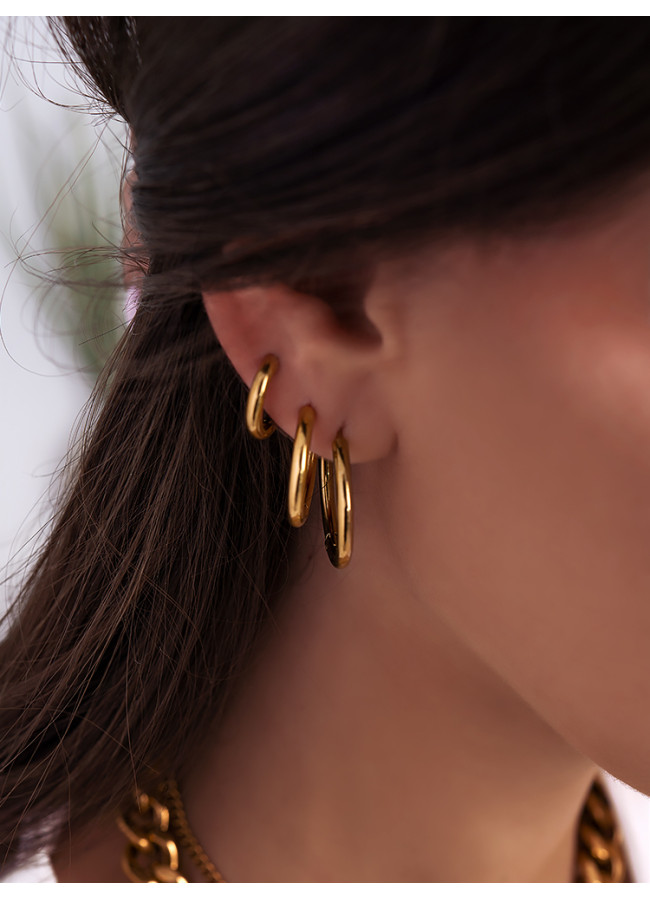CALLIE GOLD HOOP EARRINGS
