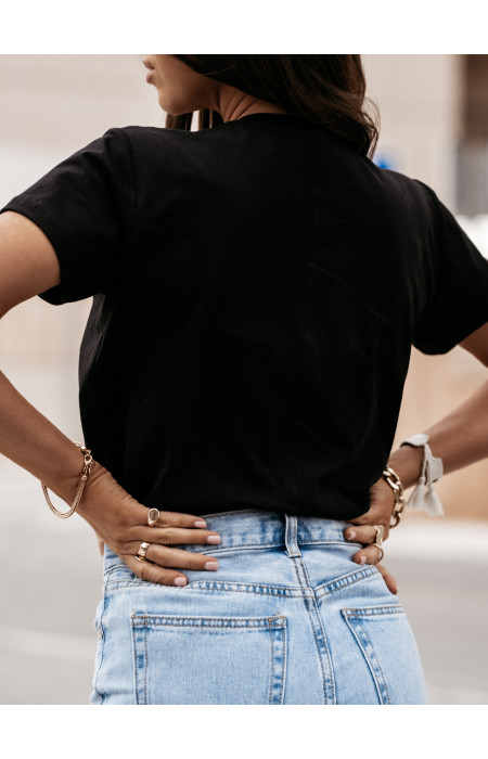V BASIC BLACK T-SHIRT