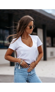 V BASIC WHITE T- SHIRT