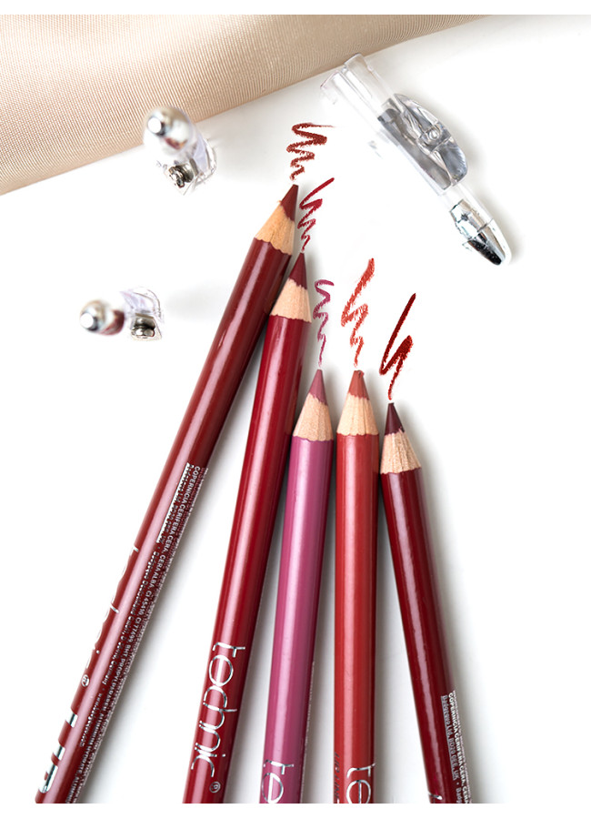 TECHNIC LIP LINER PENCIL & SHARPENER