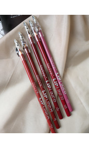 TECHNIC LIP LINER PENCIL & SHARPENER