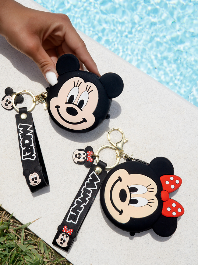DISNEY KEY HOLDER WITH COIN...