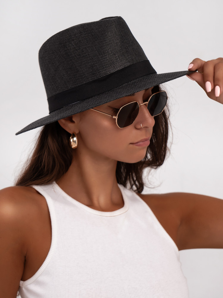 STRAW SUMMER BLACK HAT