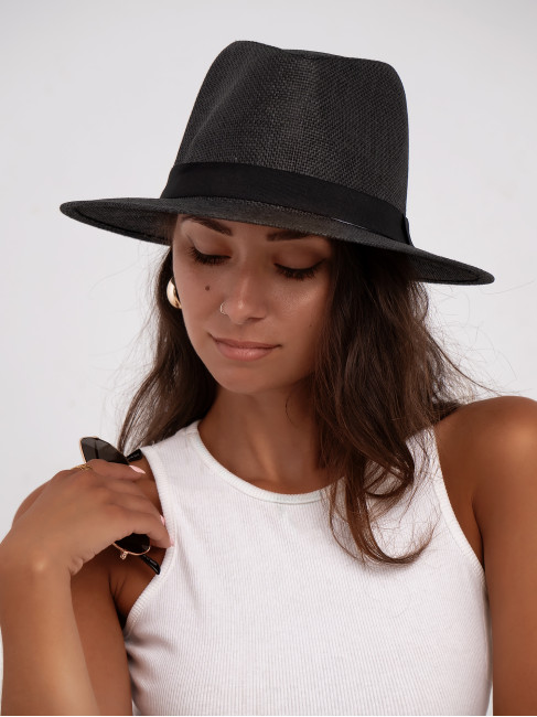 STRAW SUMMER BLACK HAT