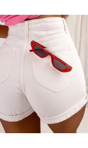 PIERCING RED SUNNIES