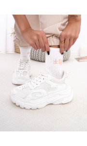 KOREAN PEACE WHITE BASKET SOCKS