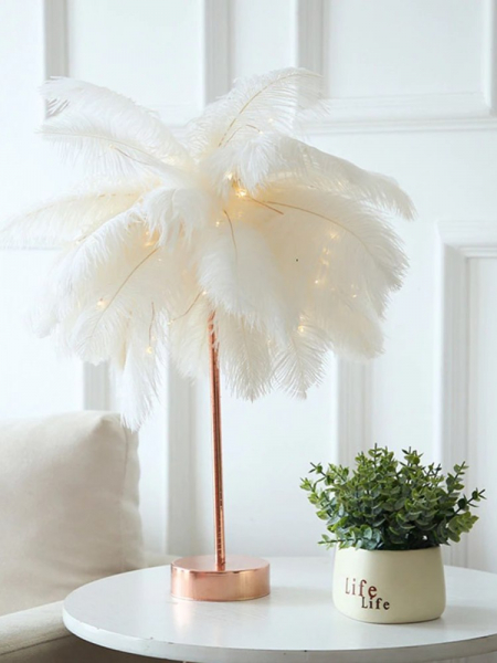DECORATIVE LAMP WITH FEATHERS