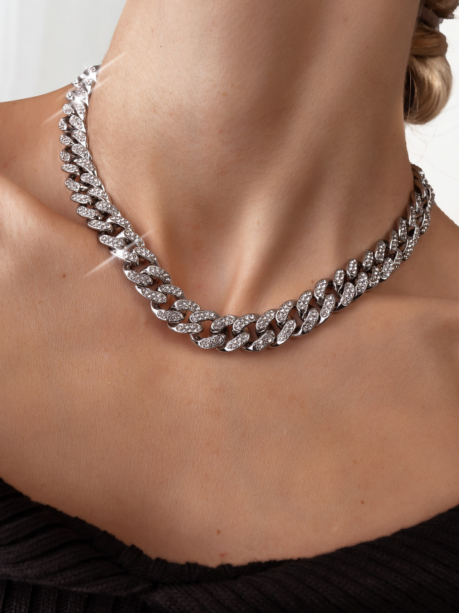 SILVER STRASS NECKLACE -...