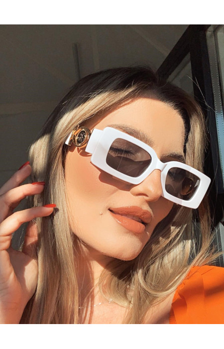 SLOAN WHITE SUNNIES