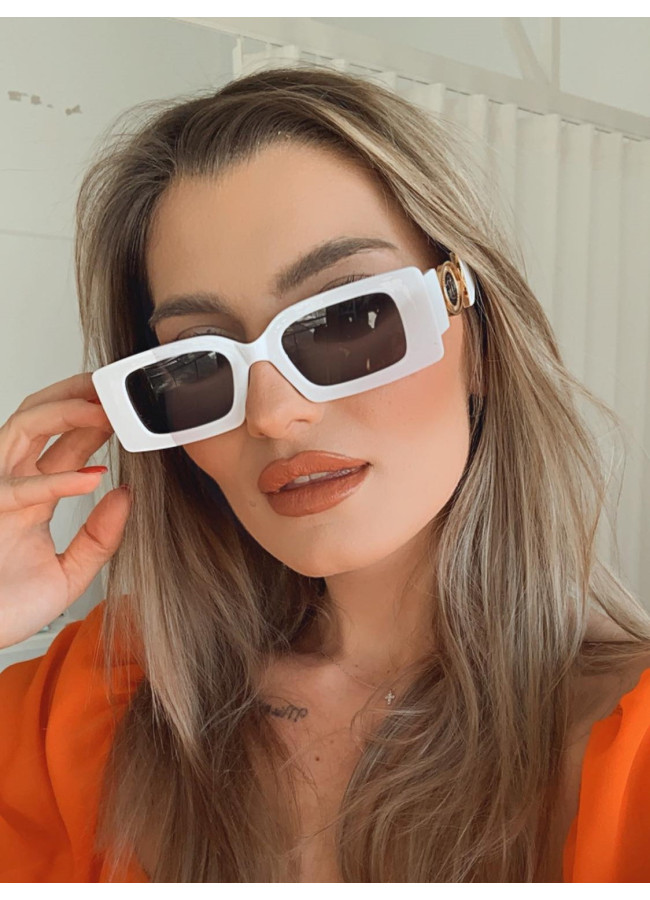 SLOAN WHITE SUNNIES