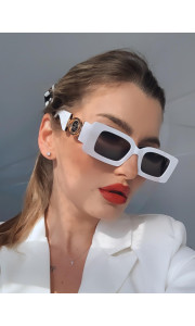 SLOAN WHITE SUNNIES