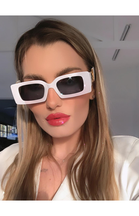 SLOAN WHITE SUNNIES